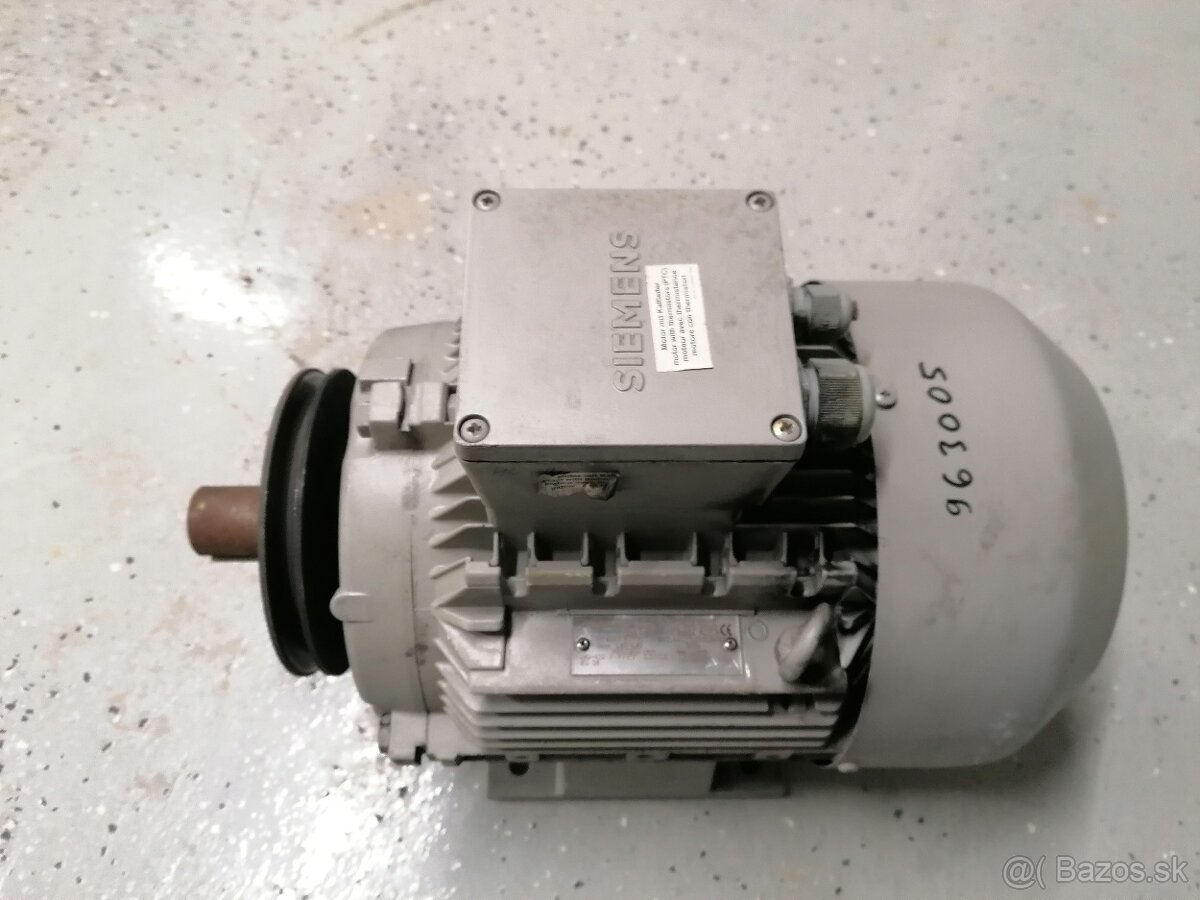 Siemens dvojotáčkový elektromotor. - 3