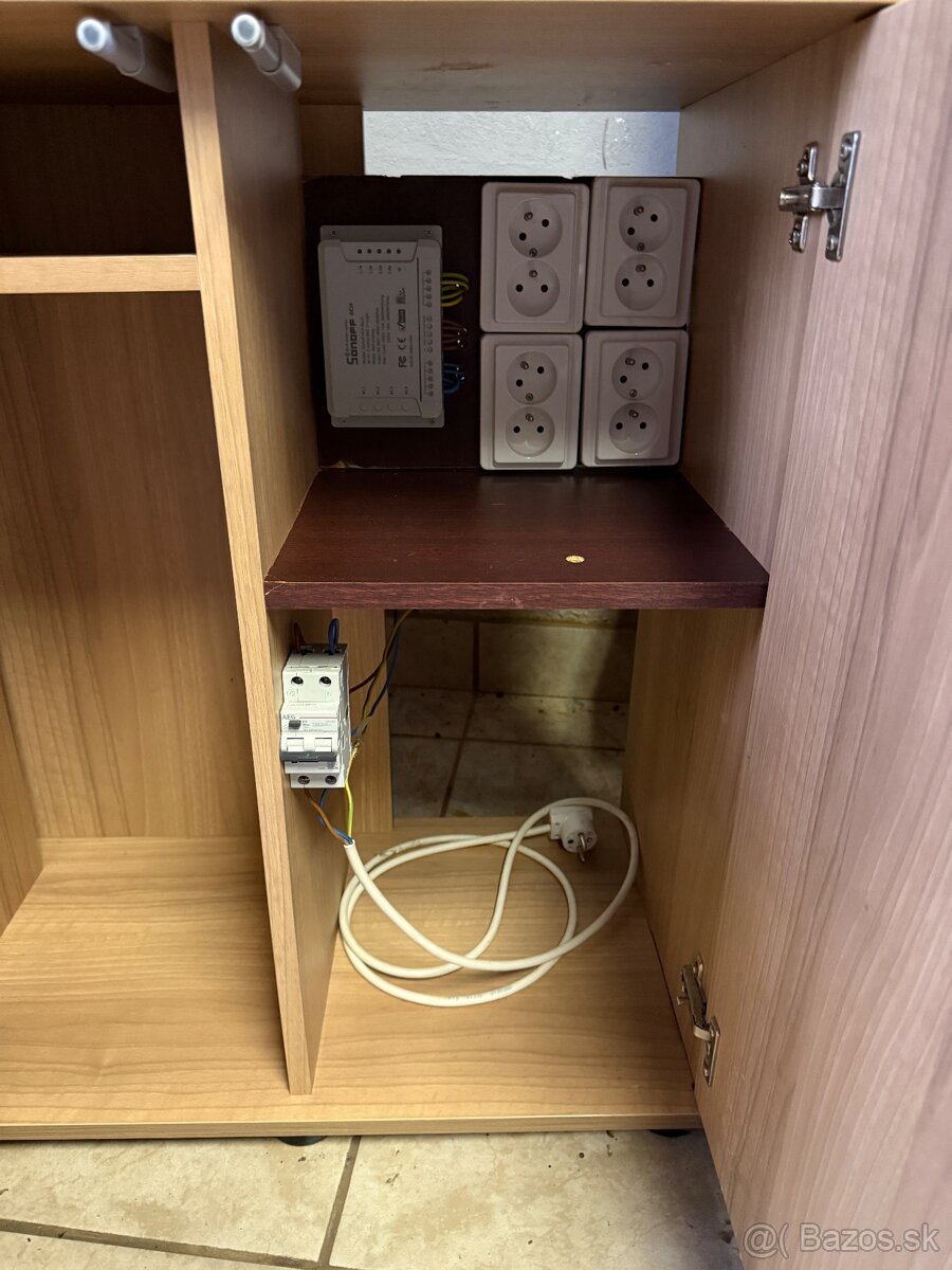 Stolík pod akvárium Juwel - 3