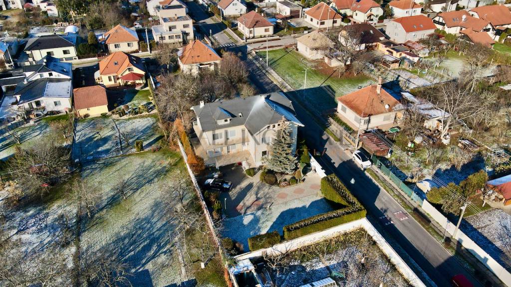 ALL INCLUSIVE | UBYTOVANIE PRE FIRMY - APARTMÁNY | TOPOĽČANY - 3