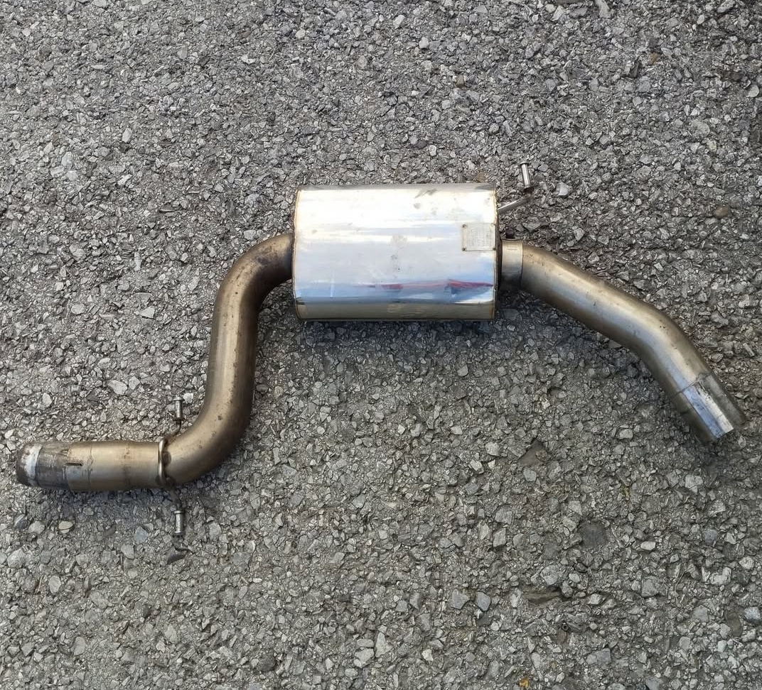 Milltek golf 5 gti - 3