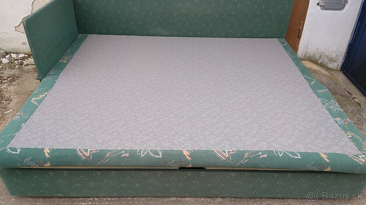 Posteľ - 3