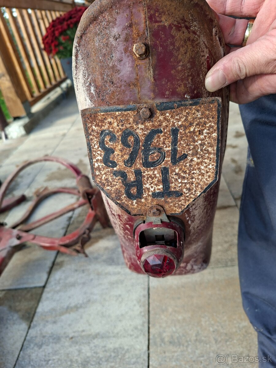 Jawa 555, verzia s revmaplechmi - 3