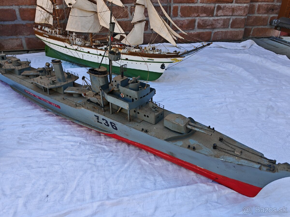 Zbierka modelov drevných lodí - 3