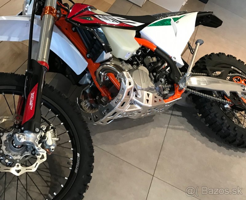 Kryt motoru a kolene výfuku KTM, Husqvarna, Gas Gas