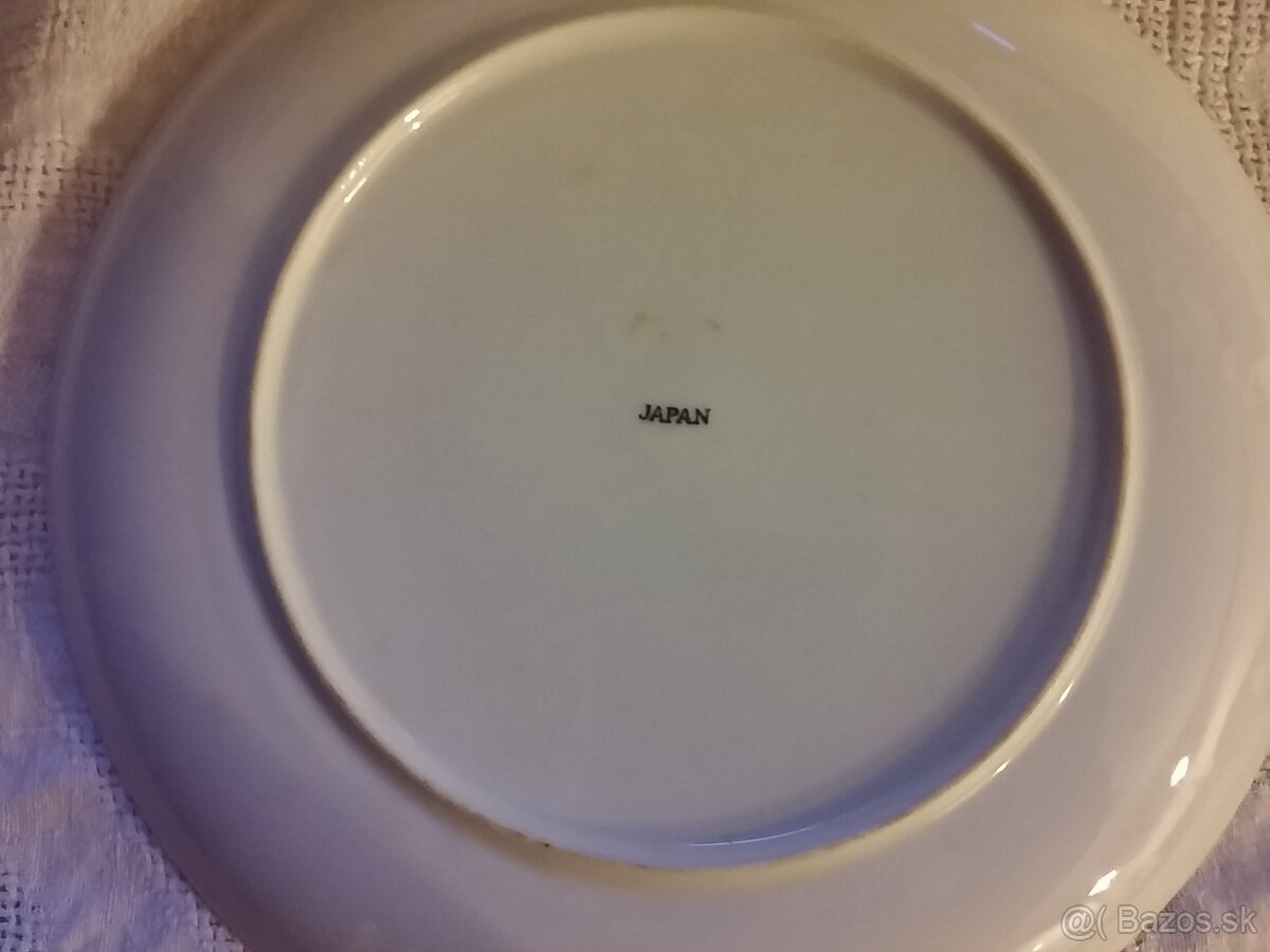 Porcelan . Tanier s jazdcom . Tanier s čínskym motívom. - 3