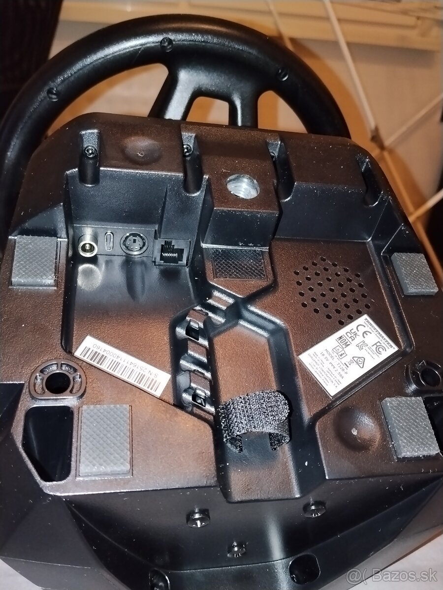 Volant Thrustmaster T128 pro PS4/PS5/PC - 3