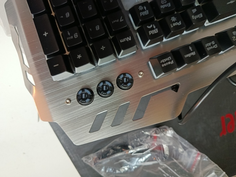 herna klavesnica RedThunder K900 50€ - 3