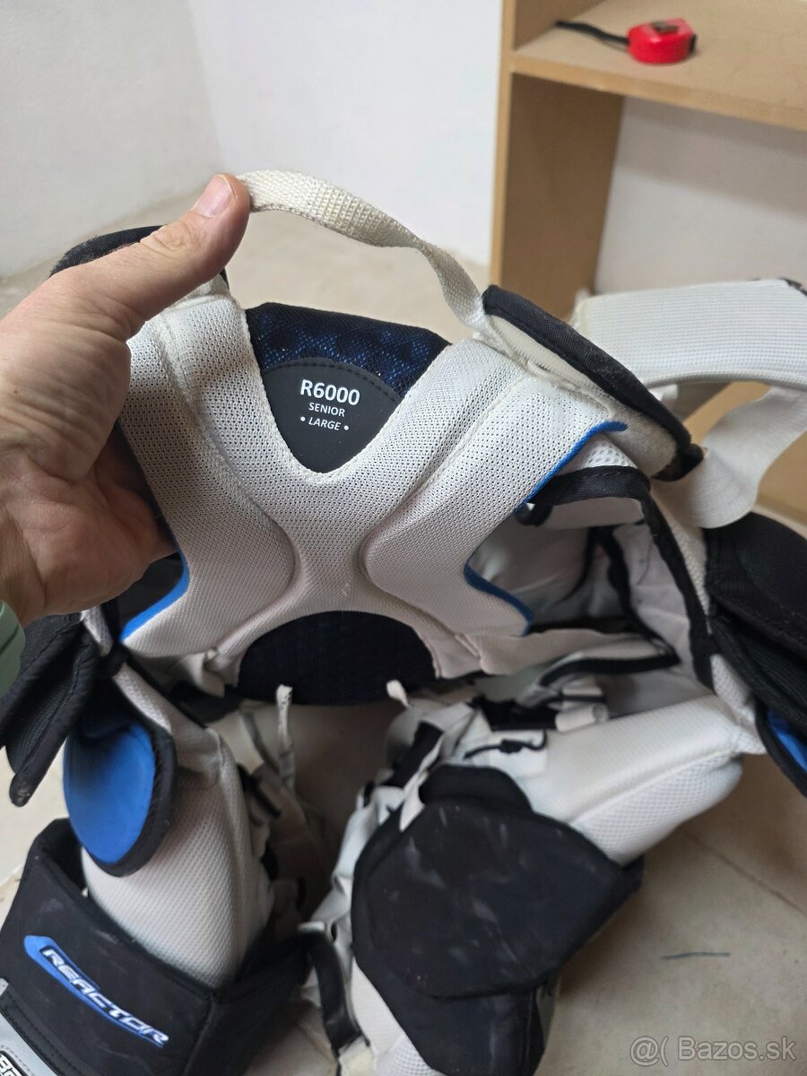 Brankarska vystroj - 3