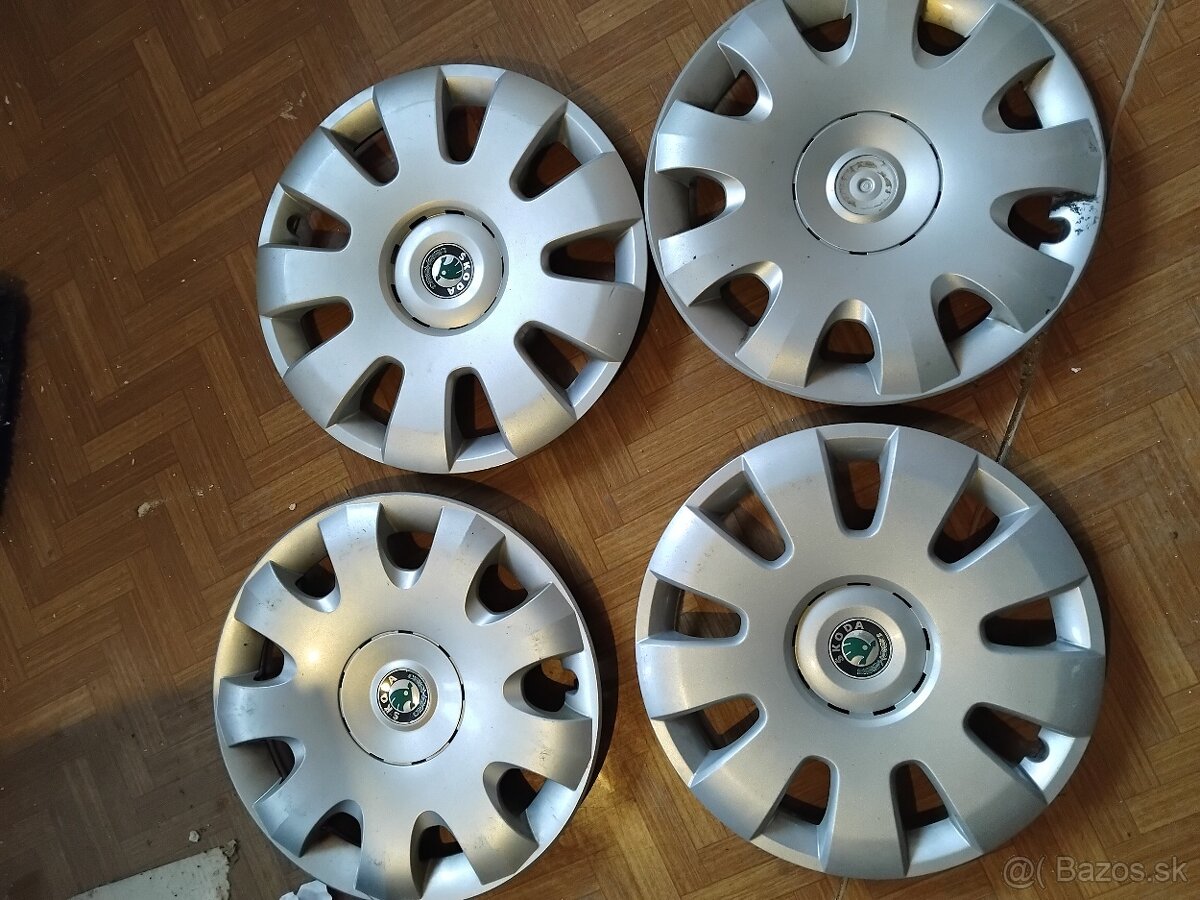 PUKLICE ŠKODA 15 - 3