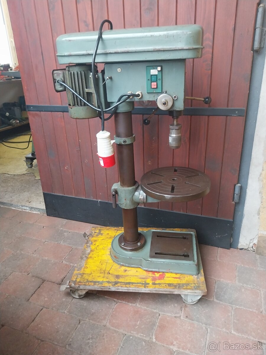 Stojanova vŕtačka 3 - 3