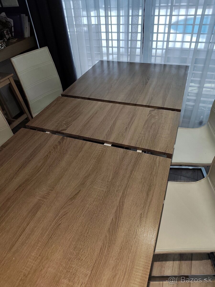 Jedálenský stôl - 3