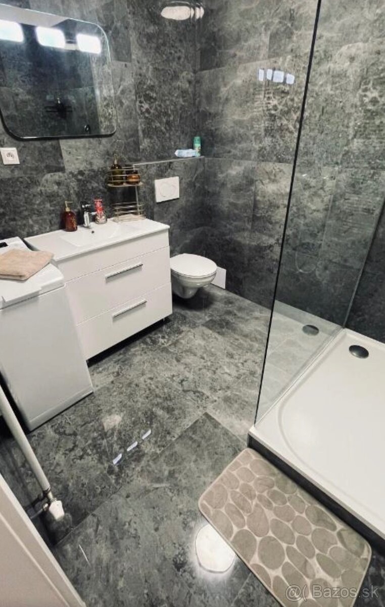 ++PRENÁJOM štýlový 2i byt na pešej zóne v Trnave++ - 3