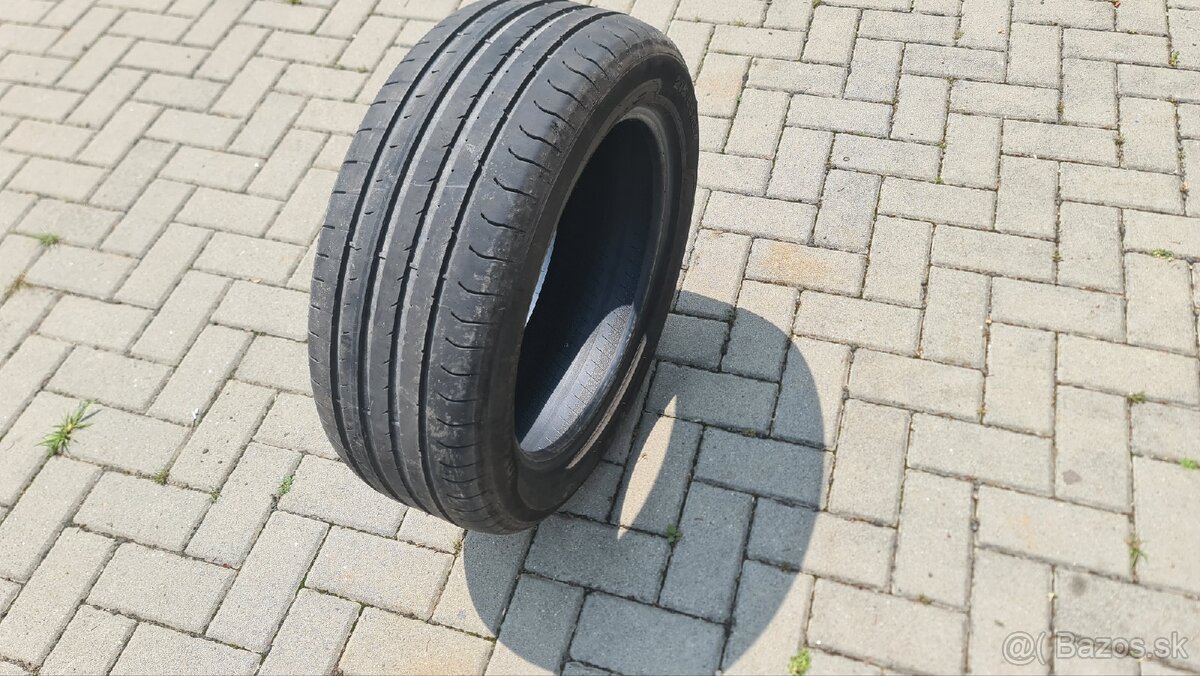 Na predaj 1ks Sava Intensa 2HP 215/55 R17 - 3