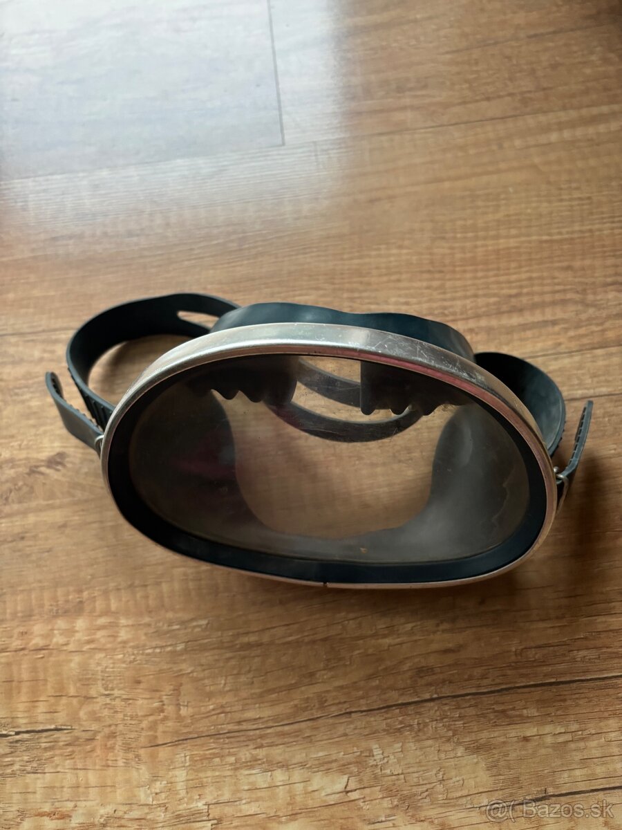 Staré retro potápačské okuliare - 3