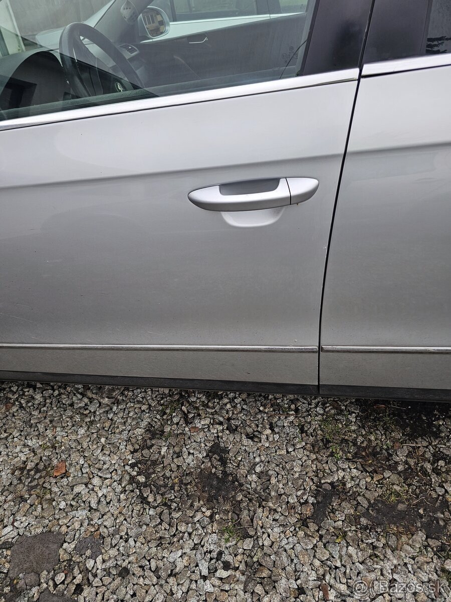 Ľavé predné dvere passat b6 - 3