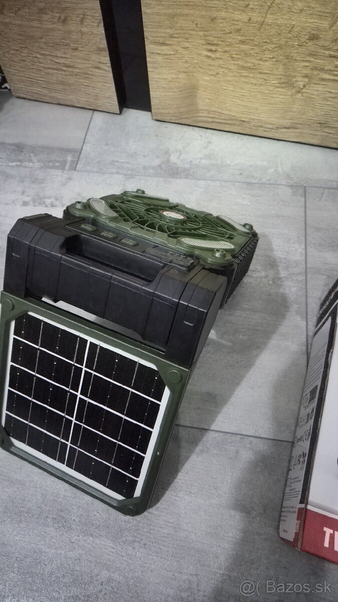 SOLÁRNY VENTILÁTOR PRENOSNÝ S LED - 3