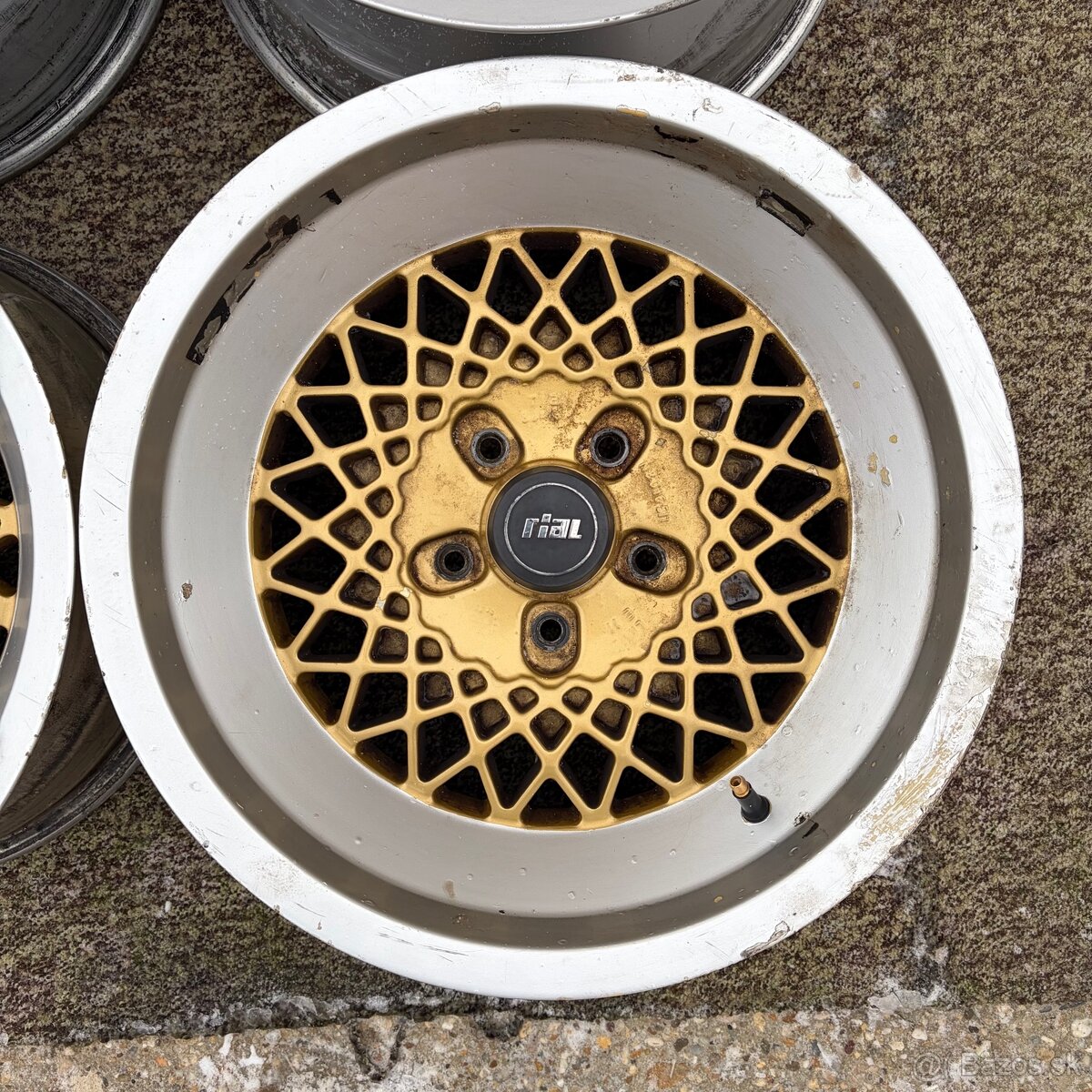 VYMENÍM Rial Mesh R16 5x112 - 3