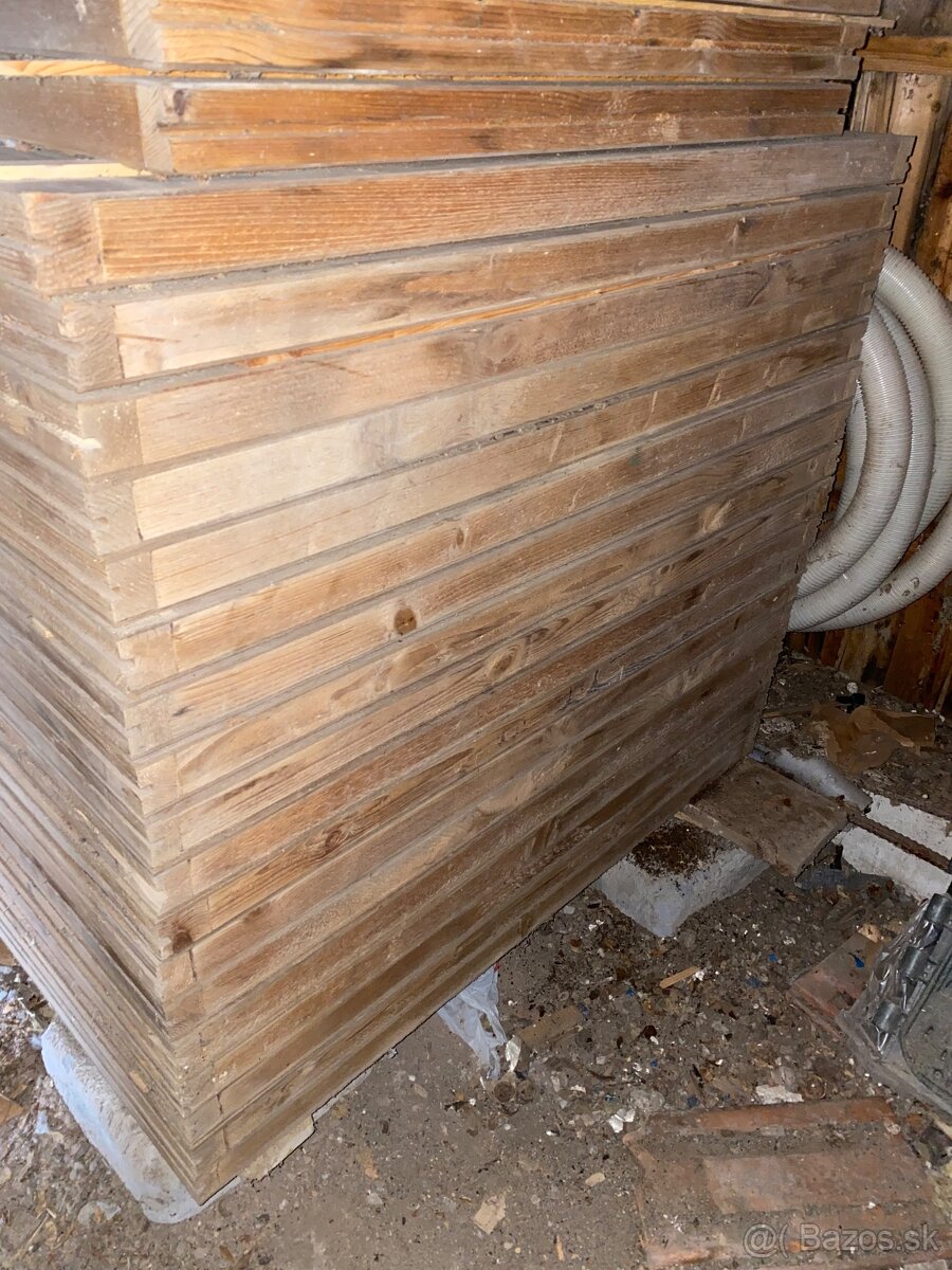 Drevo-Likusové lisované panely - 3