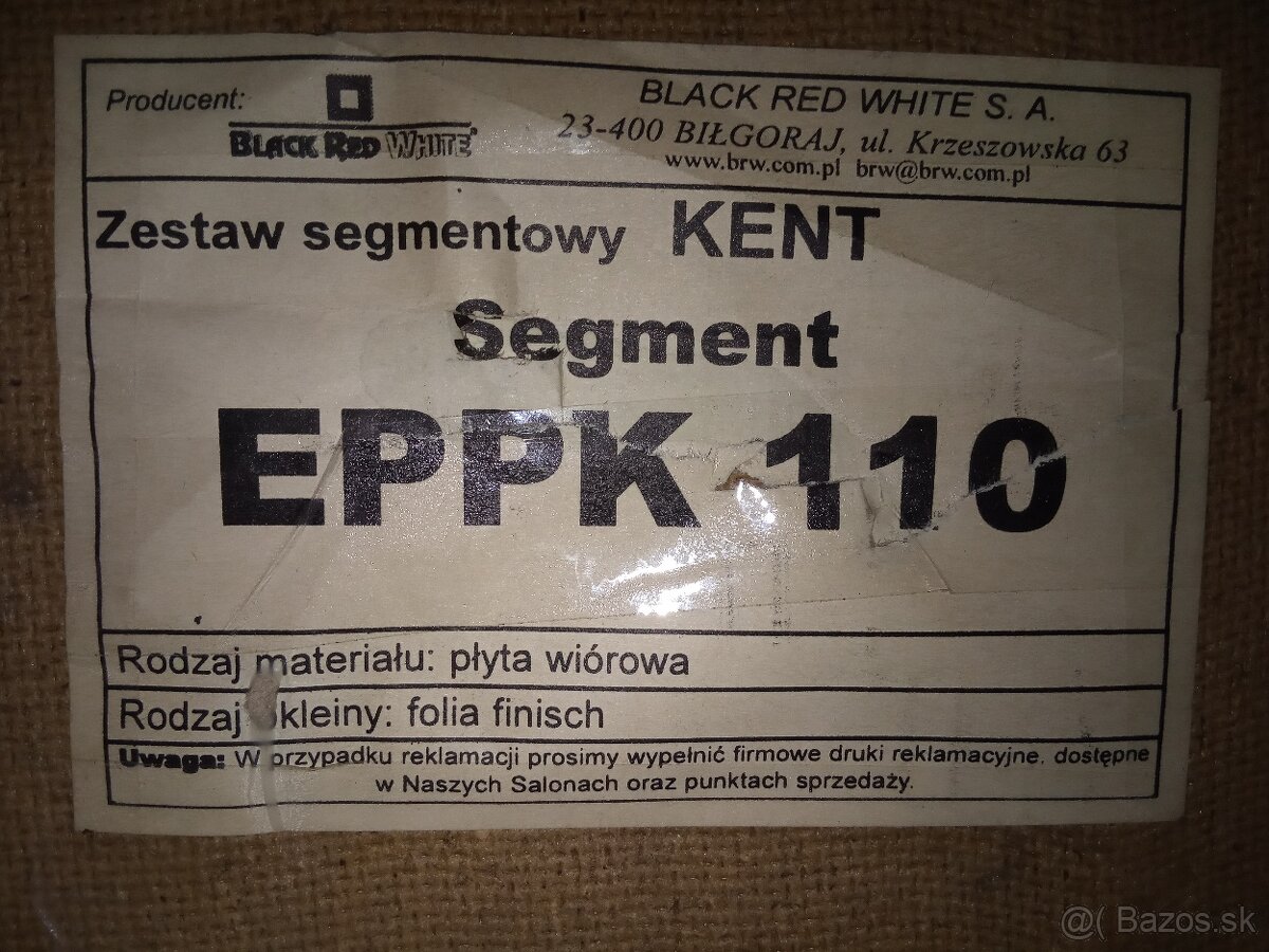 Vešiaková stena - 3