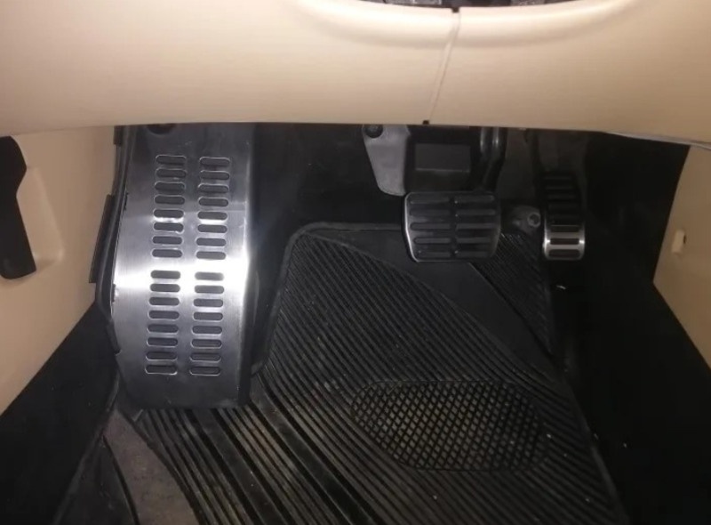 Nerezové nášlapy AUDI ŠKODA VW - 3