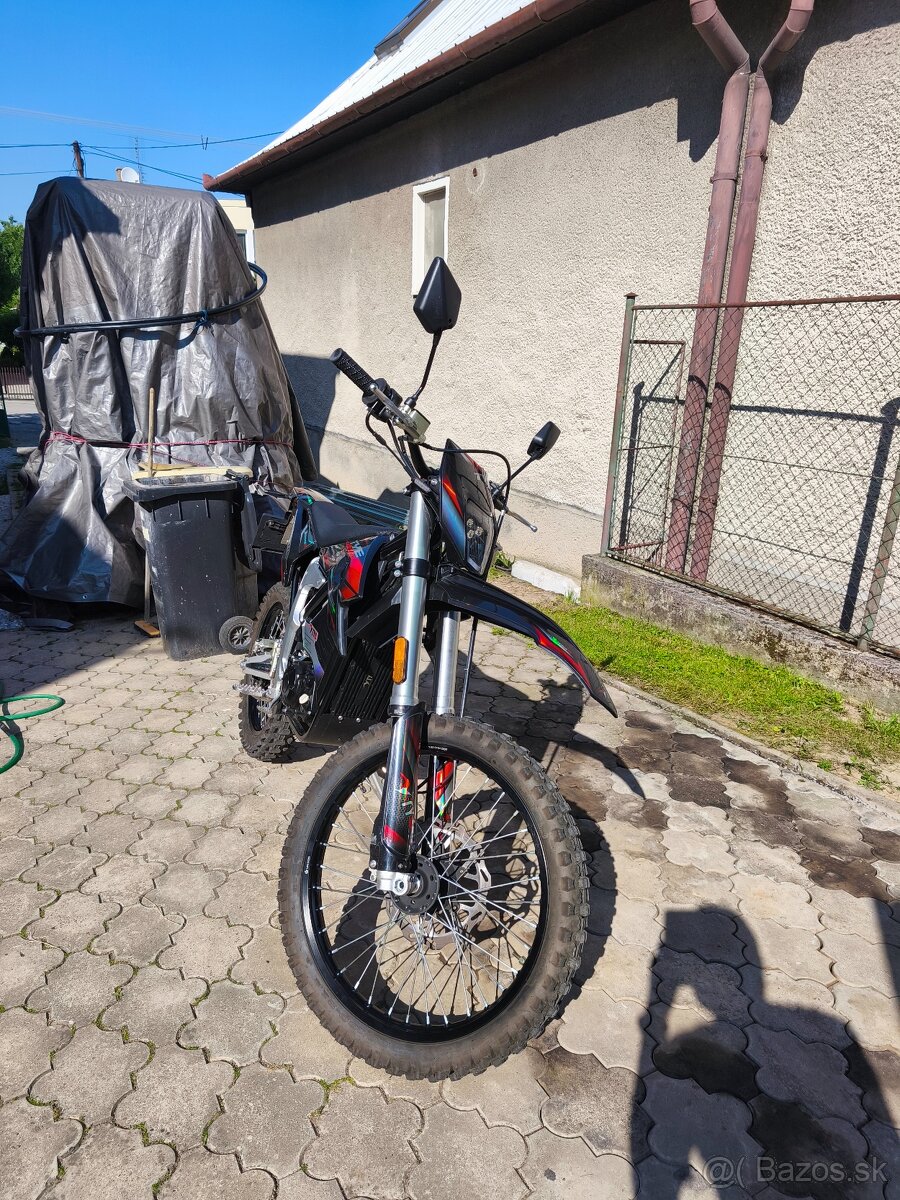 Elektro motorka