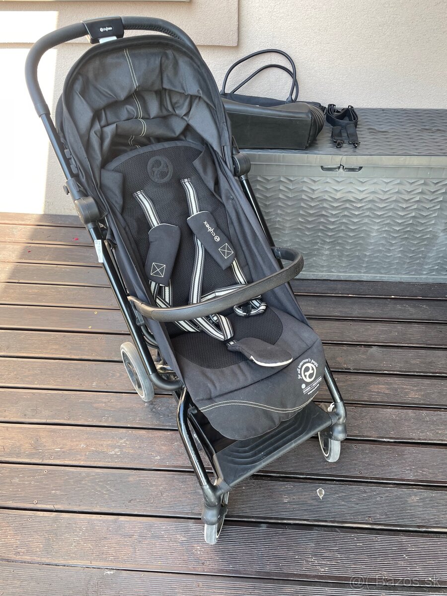 Cybex eezy S+2 Black vrátane tašky - 3