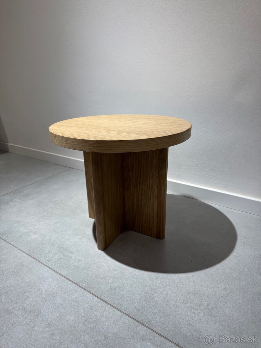 Konferenčný stolík - 3