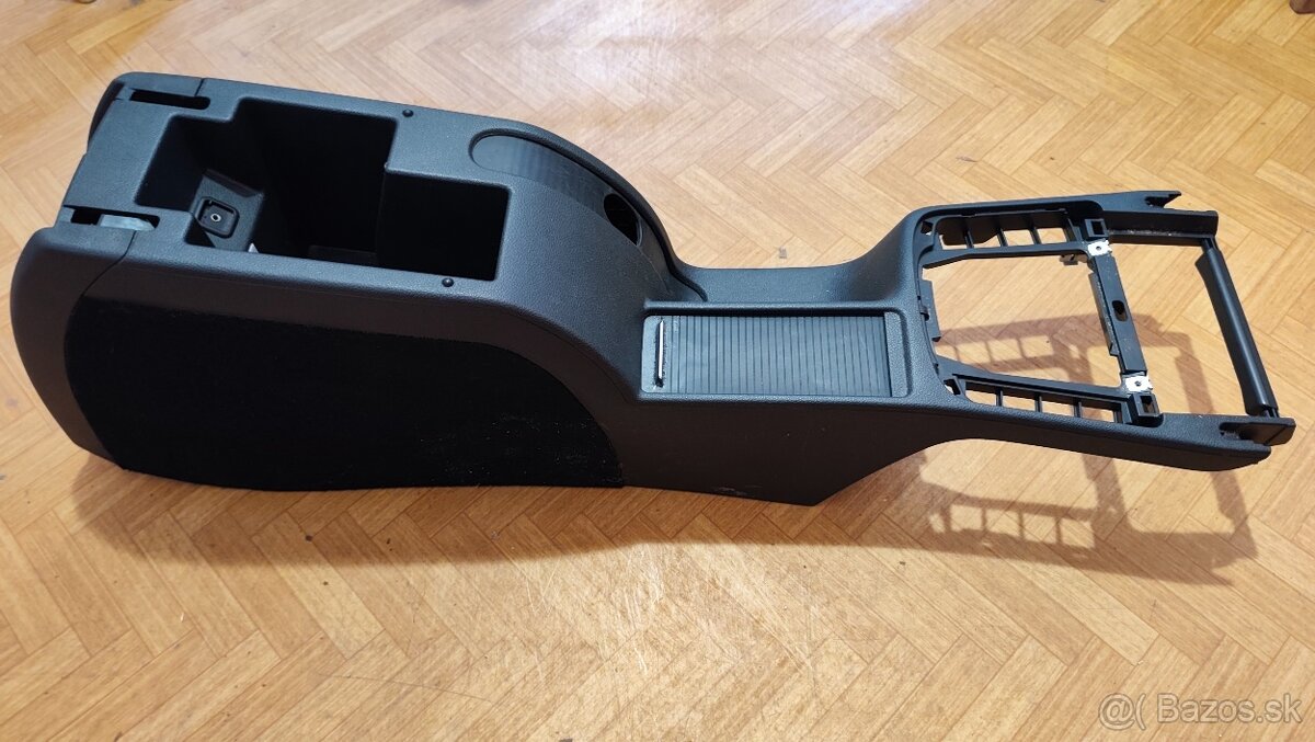 Stredový tunel Škoda Superb 2 - 3