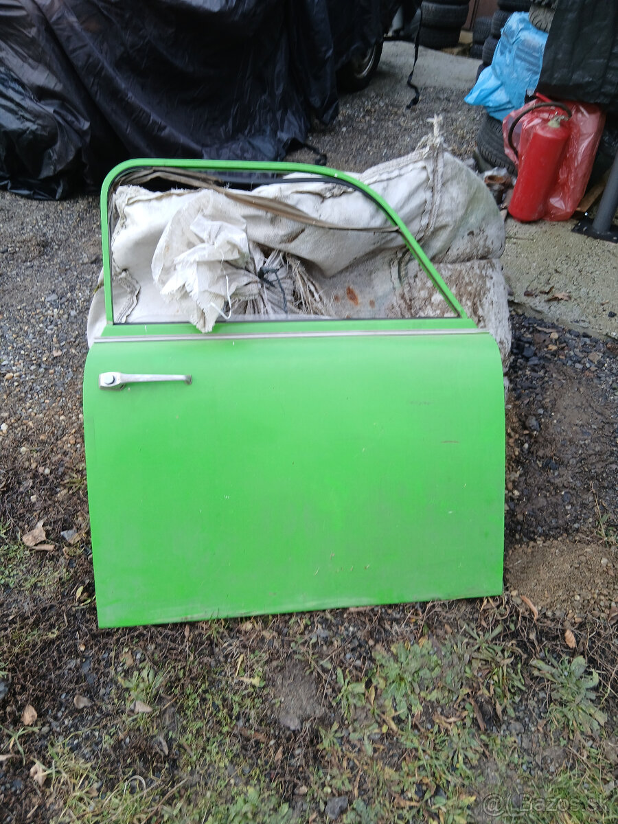 Trabant Predná kapota a dvere - 3