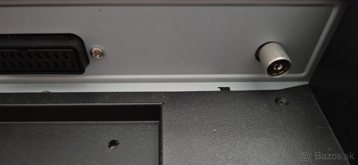 15" LCD TV Venturer - 3