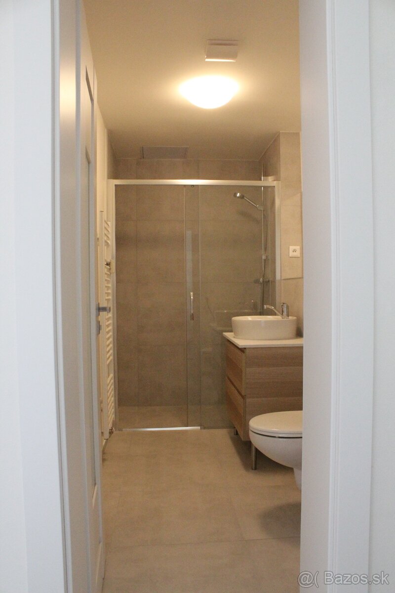 Prenajmem komplet zariadený 1-izbový byt s balkónom - 3