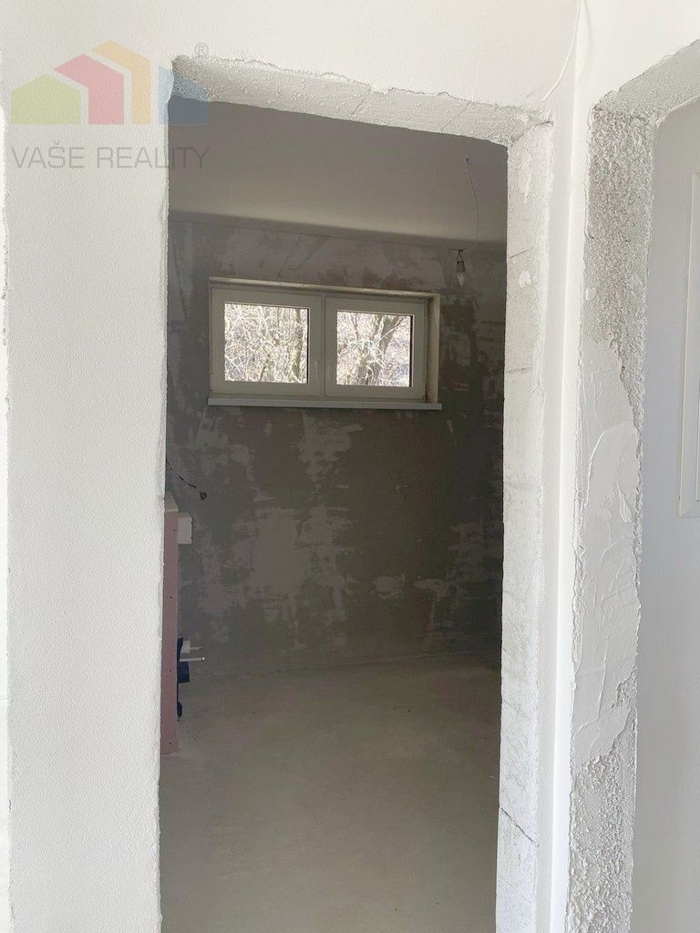 Trojizbový mezonetový byt Banka pri Piešťanoch - 3