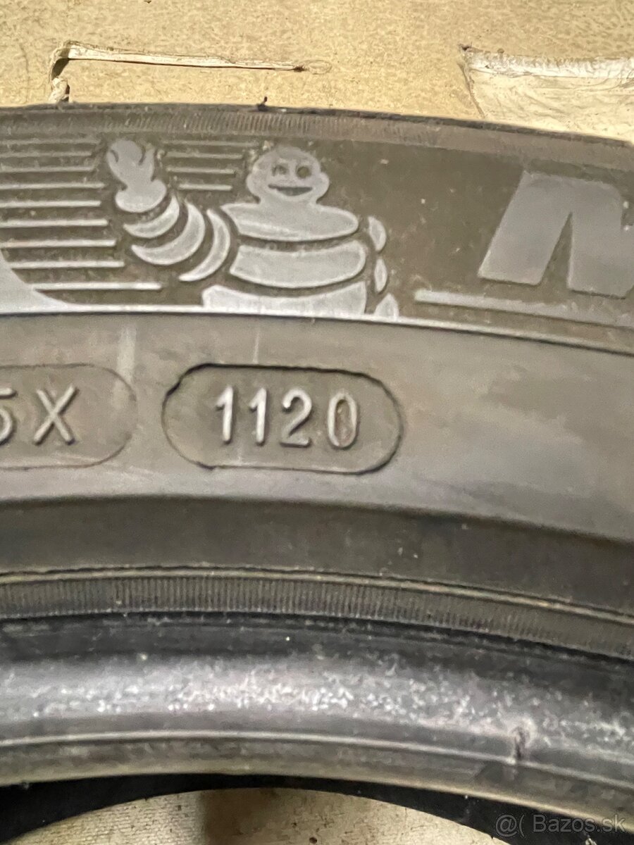 Michelin 225/55 R18 zimné - 3