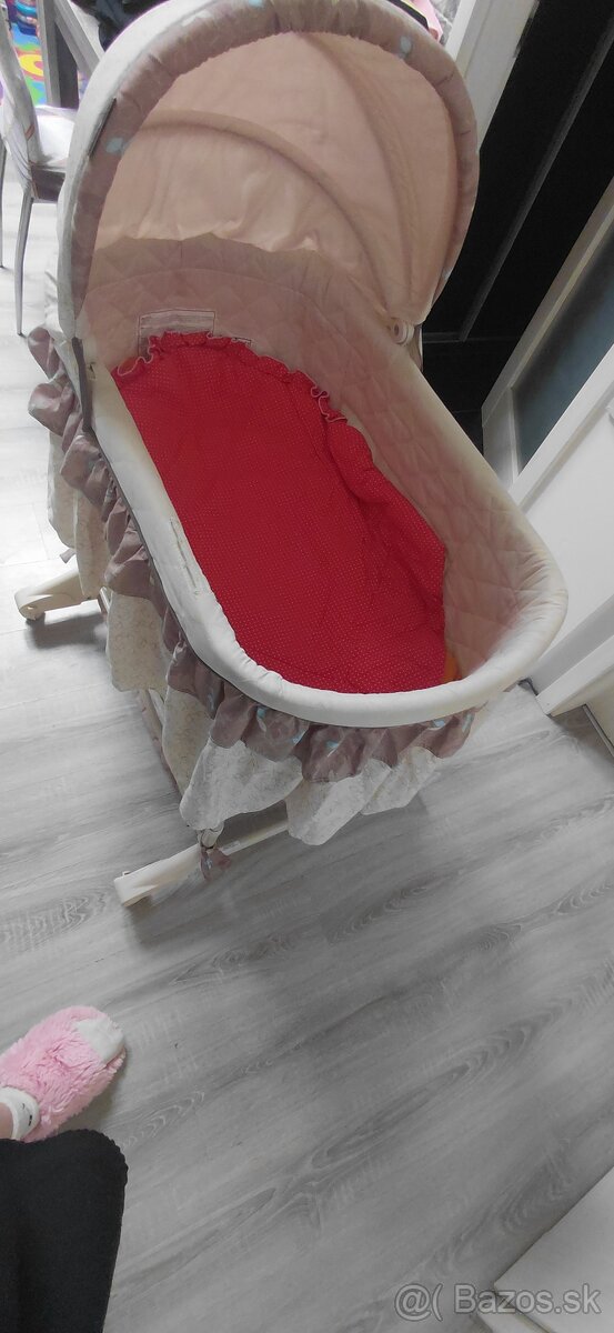 Detska postieľka na koleckach - 3