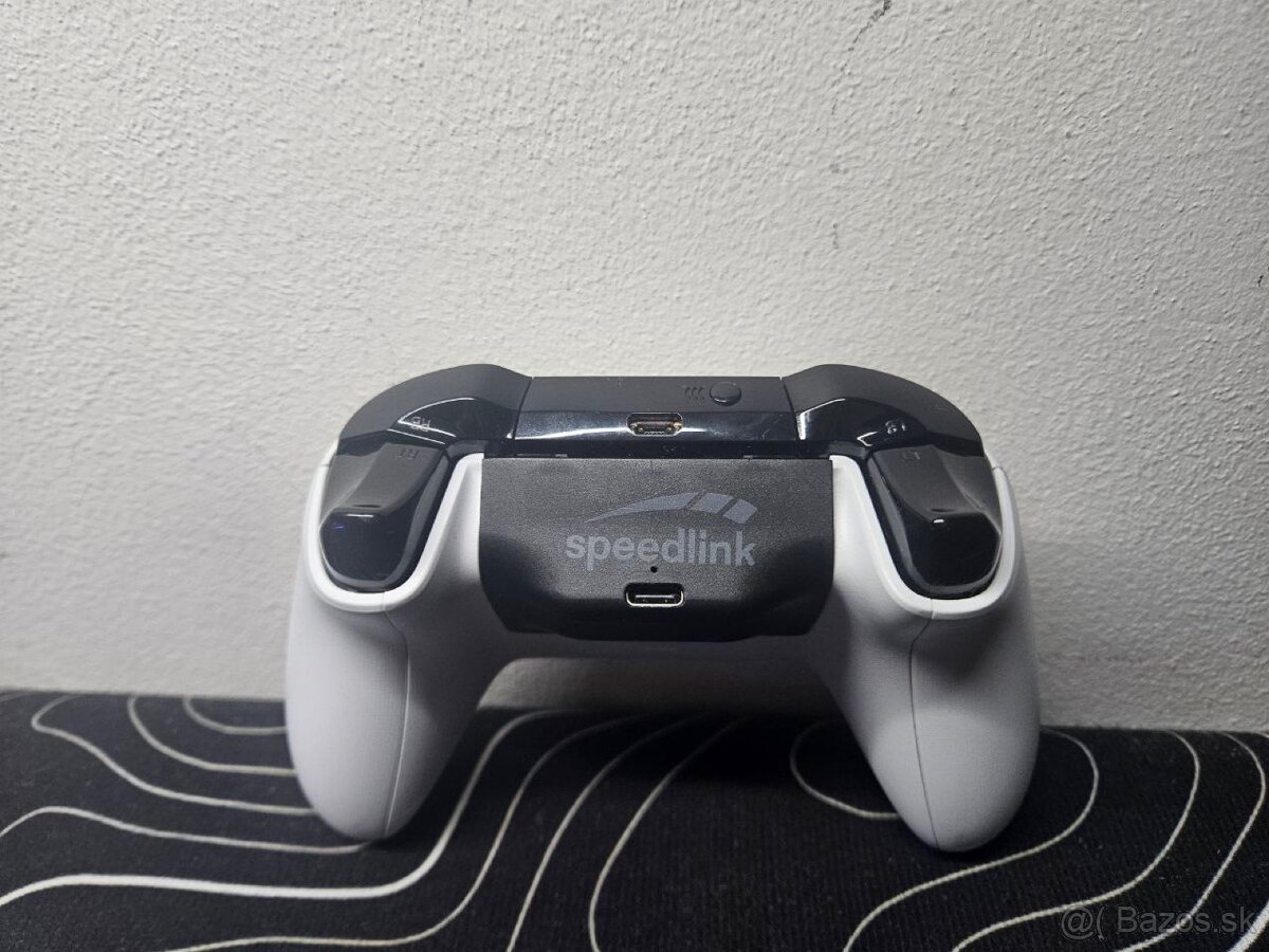 🎮 Predám Xbox bezdrôtový ovládač – biely + akumulátor - 3