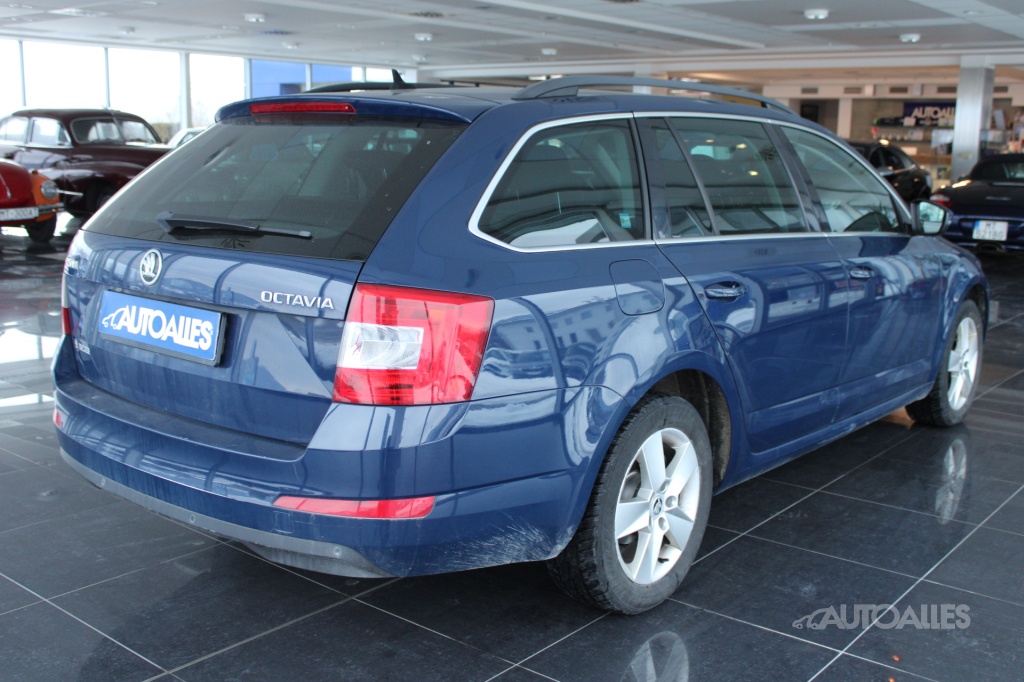 Škoda Octavia Combi 2,0 TDi 110 kW STYLE - 3