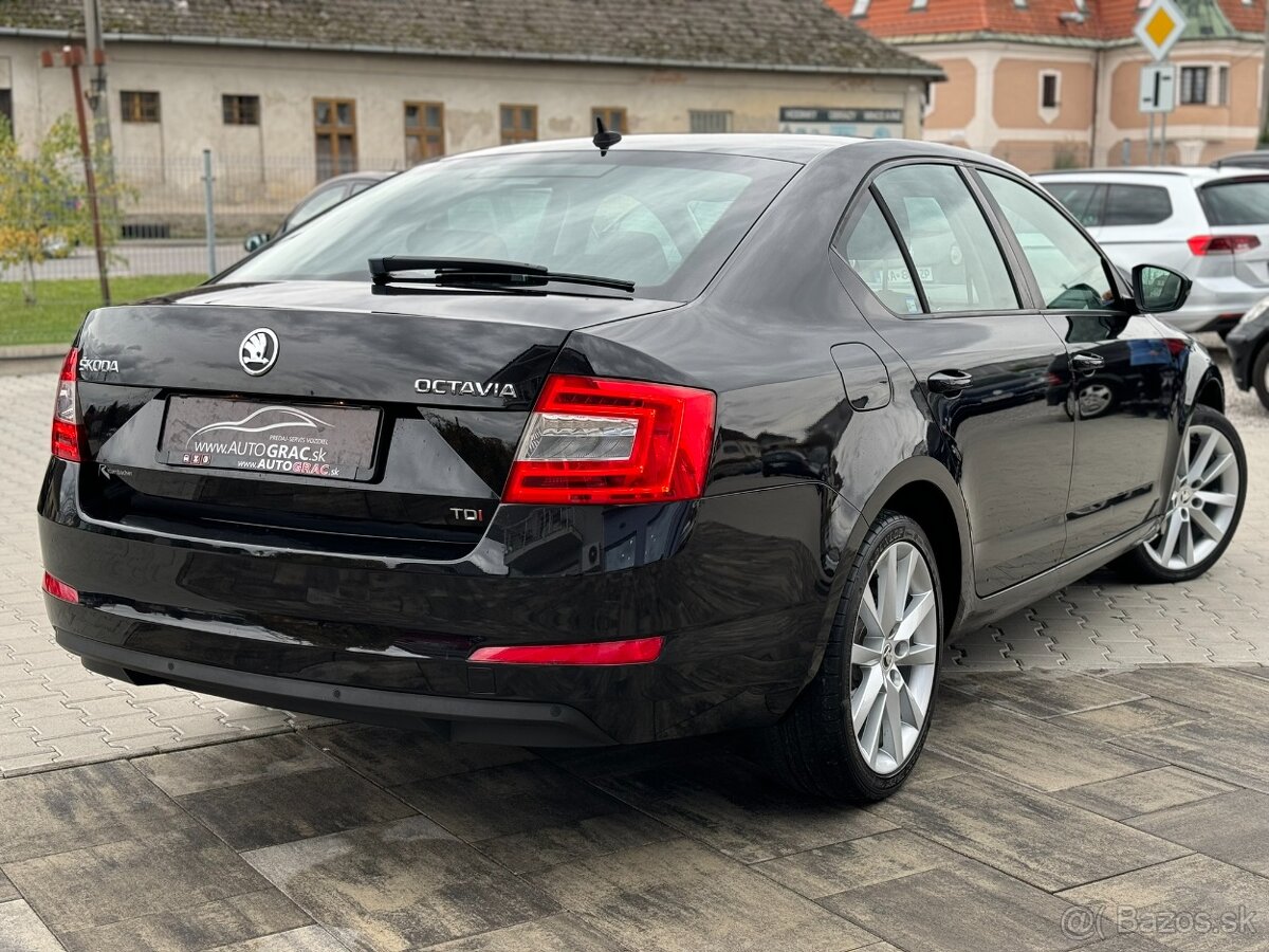 Škoda Octavia sedan 2.0 TDI Elegance/Style - 3