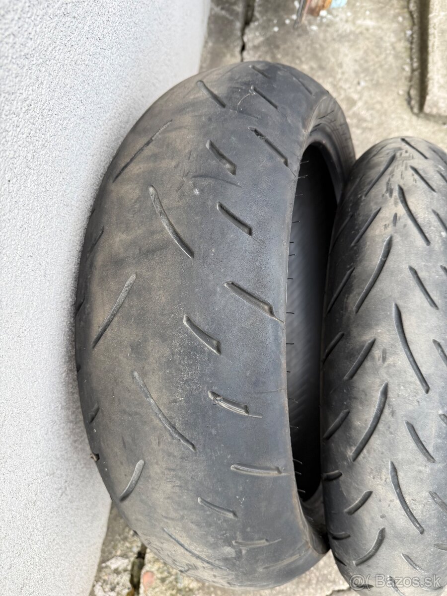 190/50r17 a 120/70r17 - 3