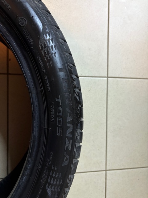 Bridgestone Turanza T005 225/45R18 95Y, DOT 11/24 - 3