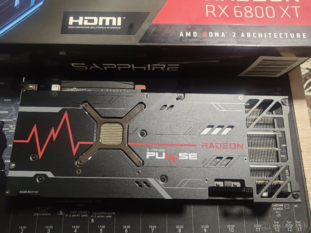 AMD Radeon RX6800XT - 3