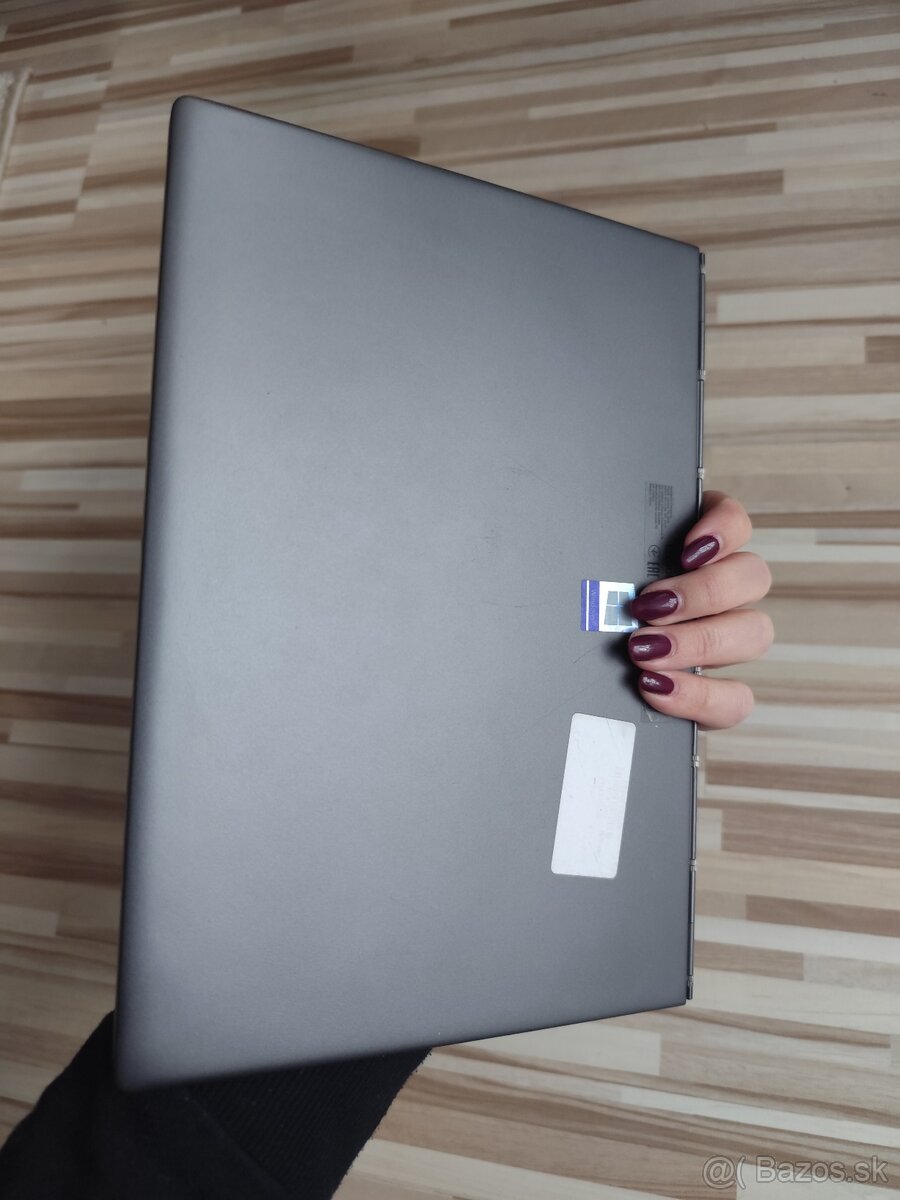 Lenovo Yoga book - 3