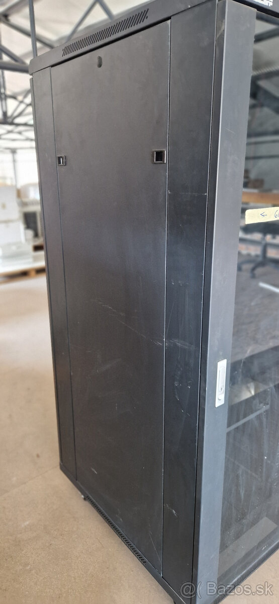 server rack - 3