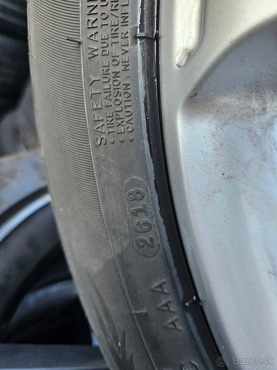 Volkswagen 205/50 R17 - 3