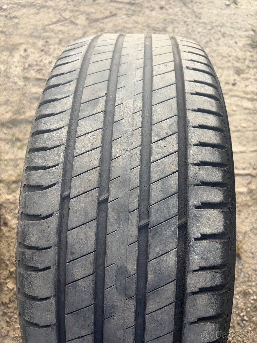 235/55R18 Michelin - 3