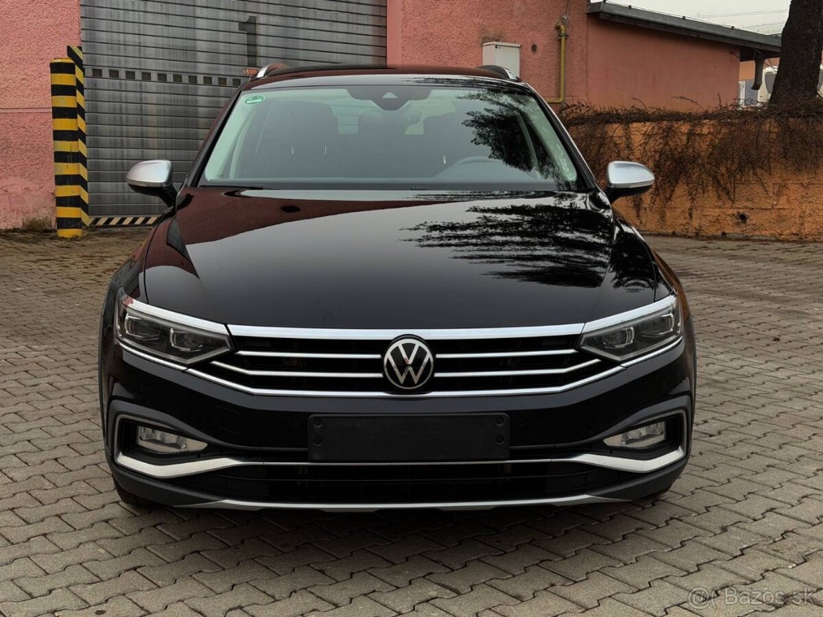 Volkswagen Passat Alltrack 2.0 TDI SCR 4Motion DSG - 3