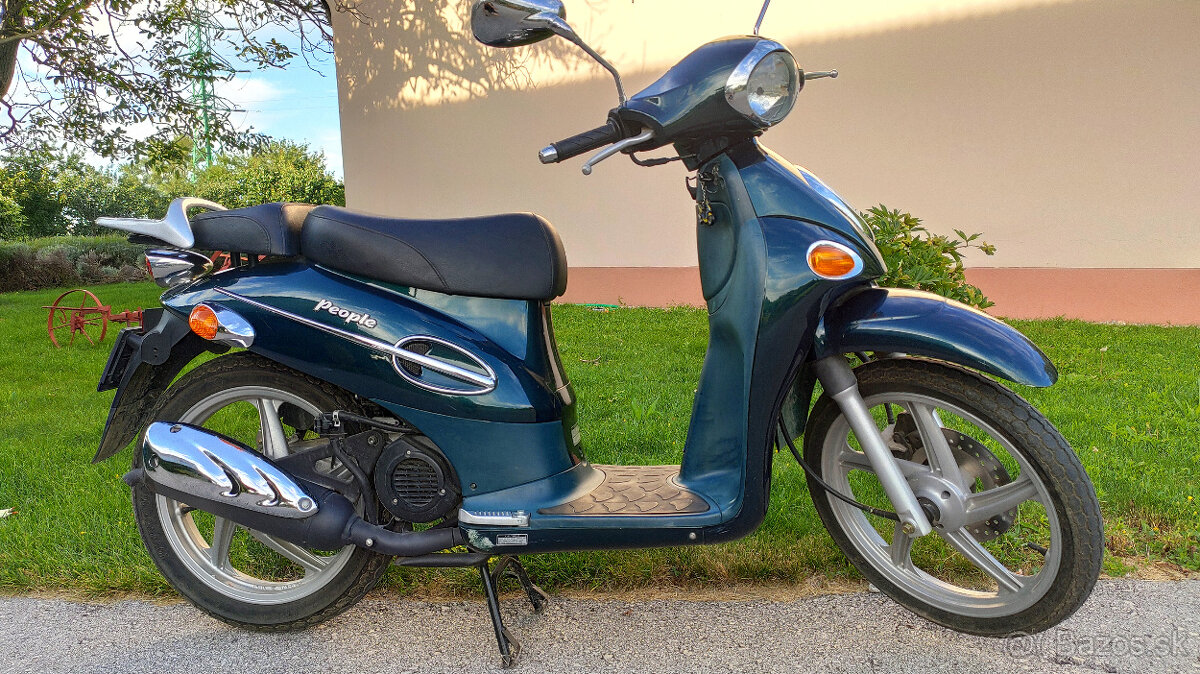 Skúter Kymco People 50 - len 5000 km - 3