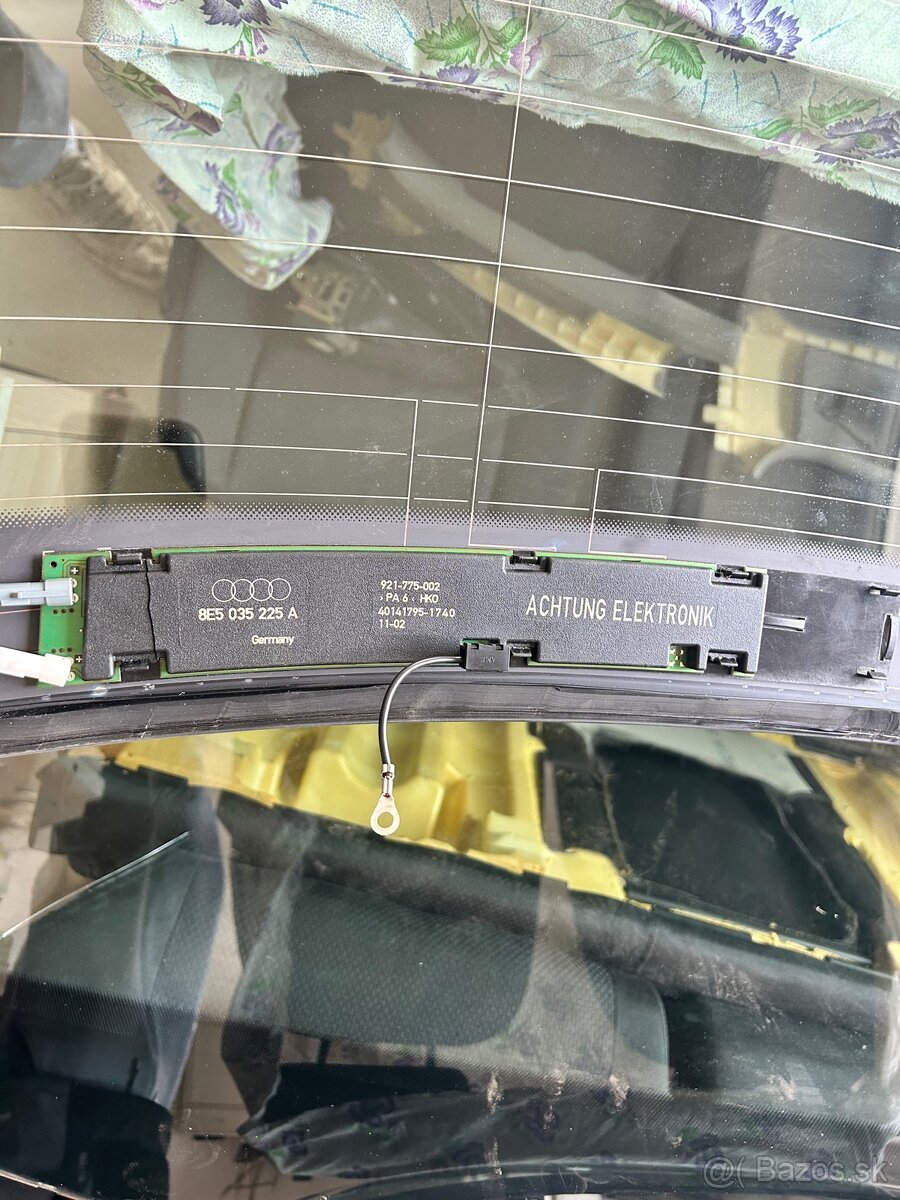 Zadné sklo Audi A4 B6 - 3