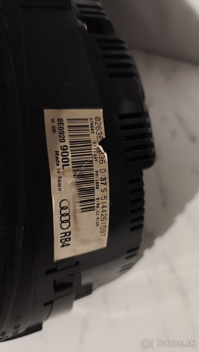 Prístrojová doska Audi A4 B6 B7 benzín - 3