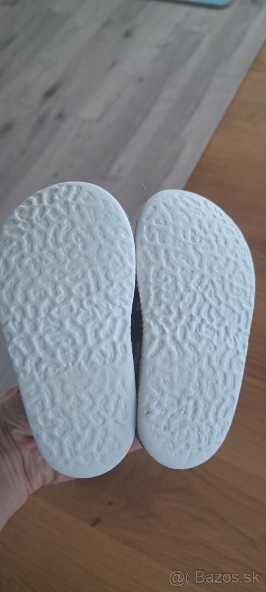 Dievčenské papučky Rak - 3