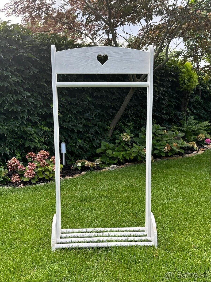 Ručne robeny detsky vesiak - 3